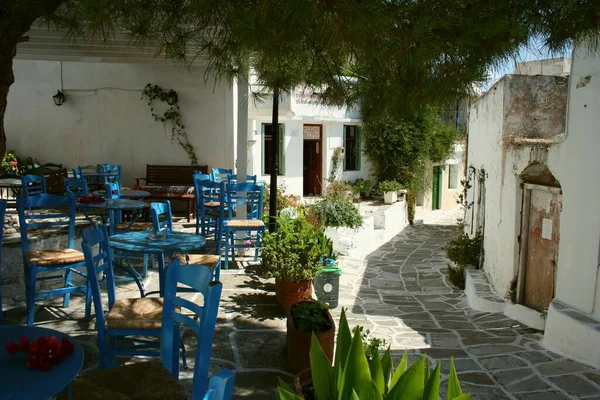 Pequeño Bistro Pueblo Lefkes Isla Paros Grecia — Foto de Stock