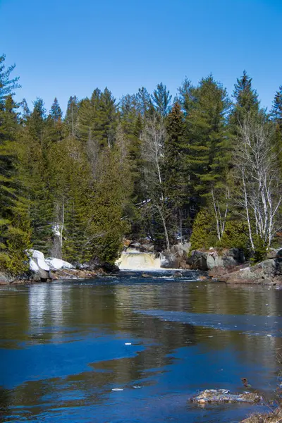 Río Frío Los Inviernos Canadienses Quebec —  Fotos de Stock