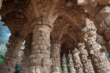 Antoni Gaudi tarafından tasarlanan Park Guell, Barselona, İspanya