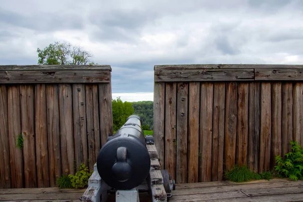 Old Cannon Wooden Fence Cloudy Sky — Stock Photo, Image