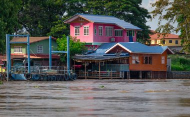 Kanchanaburi, Tayland - 29 Ekim 2025: Kanchanaburi, Tayland