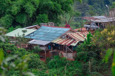 Kuzey Tayland 'daki Pa Tueng dağ köyü, Laos sınırına yakın.