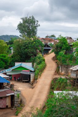 Kuzey Tayland 'daki Pa Tueng dağ köyü, Laos sınırına yakın.