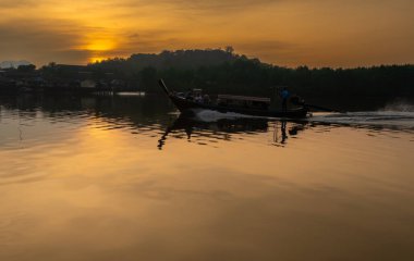 Tayland 'ın güneyindeki muhteşem Phang Nga Körfezi manzarası