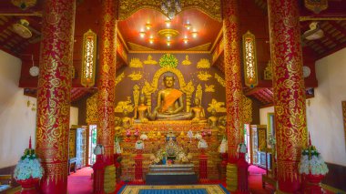 Chiang Rai tapınağının iç mekanı.