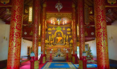 Chiang Rai tapınağının iç manzarası.