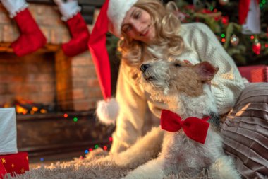 Örgü iğneleriyle örülmüş bambu tığ işi. Hobiler, el işleri ve el yapımı peçeteler, altlık, peçete, kaplama, masa peçetesi. Boş kopyalama alanı.