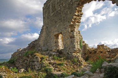 Kumaş örtüsü arkaplan soyut arkaplan. Şekilsiz boş yüzey. Lüks metalik zarafet kıvrımlı desenli desenler. tasarım için boşluk kopyala