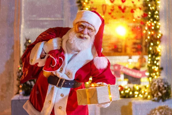 Père Noël Veille Noël Dans Les Rues Ville Amical Homme — Photo