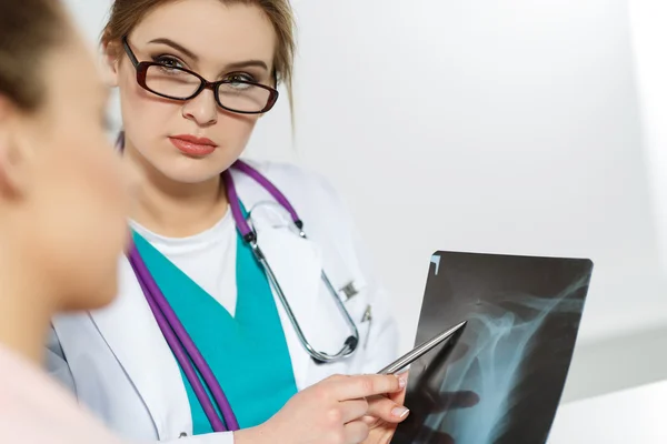 Concetto radiologo o traumatologo — Foto Stock