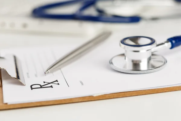 Forma médica vazia pronta para ser usada . — Fotografia de Stock