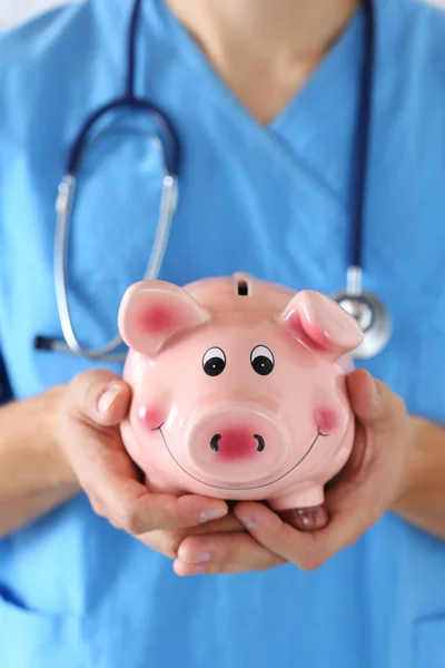 Male medicine doctor wearing blue uniform — Stock Photo, Image