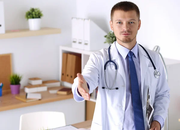 Physician ready to examine patient — Stock Photo, Image