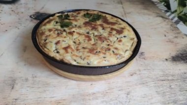 ev yapımı puff peynir pasta ile filo pasta.