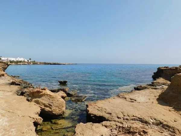 Ilha Chipre Costa Rochosa Chipre Costa Mediterrânica Passeio Marítimo Mar — Fotografia de Stock