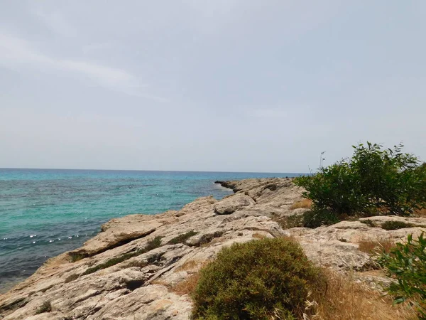Widok Lazurową Wodę Plażę Nissi Aiya Napa Cypr — Zdjęcie stockowe