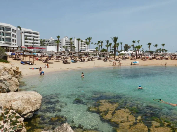Вид Лазурную Воду Пляж Нисси Айя Напе Кипр — стоковое фото