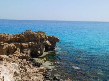 Güzel deniz manzaralı Cape Kavo Greco. Ayia Napa. Protaras. Kıbrıs