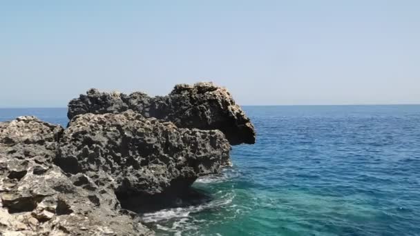 Прекрасний Морський Мис Каво Греко Алія Напа Протарас Кіпр — стокове відео