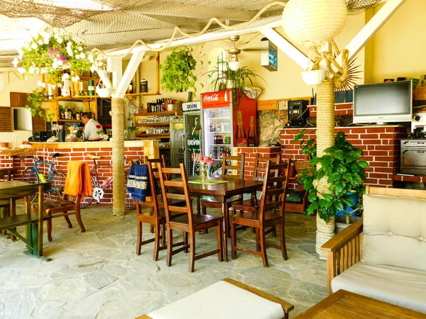 Tables Vides Dans Café Sur Plage Larnaca Chypre Larnaca Pendant — Photo