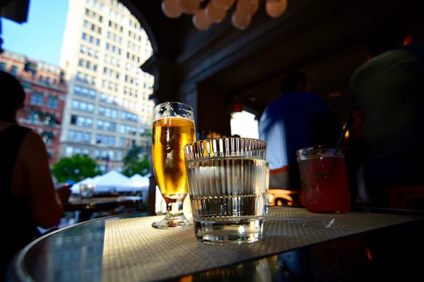 Beer and water — Stock Photo, Image