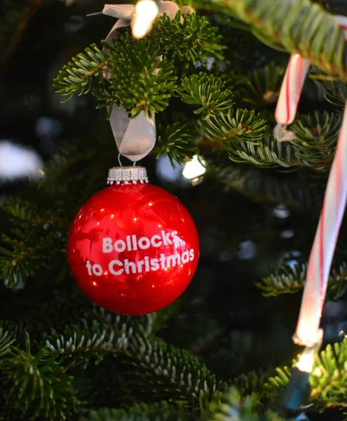 Zabawny Bollocks do Bożego Narodzenia Ornament — Zdjęcie stockowe