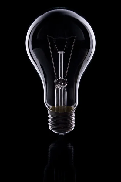 Lampa elektryczna na czarnym tle — Zdjęcie stockowe