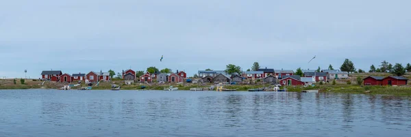 Tradiční Rybářské Vesnice Lodní Domy Jezera Ostrově Stor Rabben Blízkosti — Stock fotografie