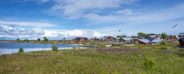 Pueblo Pesquero Tradicional Casas Barcos Junto Lago Isla Stor Rabben — Foto de Stock