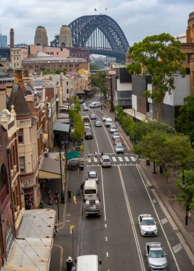 Sydney, Avustralya - 10 Aralık 2019 Sydney Harbour Bridge View from the Rocks District Sydney New South Wales Australia.
