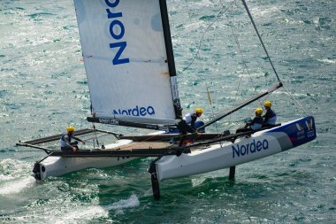 Marstrand İsveç 'te Tekne Tekne Yarışı M32 Katamaran Yarışması