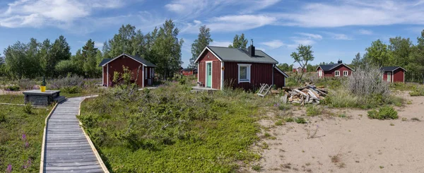 瑞典Norrbotten县Haparanda群岛国家公园的Sandskar岛 岛上有一个小的田园诗般的海洋渔业定居点 — 图库照片