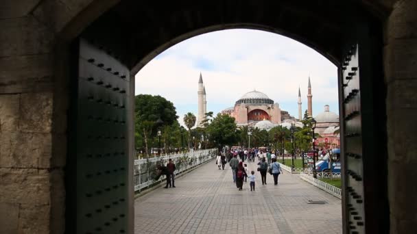 Hagia Sophia und Sultanahmet-Platz — Stockvideo