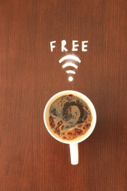 Kahve Kupası ve wifi sembolü