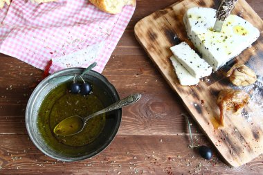 köy kahvaltı ve zeytin yağı