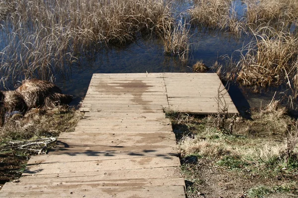 Steps in lake — Stock Photo, Image