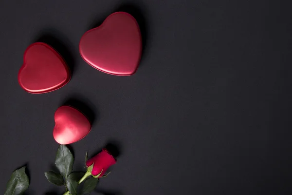 Rose und Herzform zum Valentinstag — Stockfoto