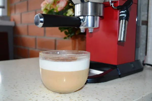 Кофе Приготовленный Кофемашине — стоковое фото