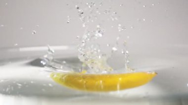 Limonlu suya düşmek