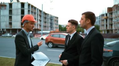 Yeni projede mimar ekip çalışması