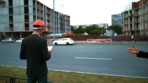 Nespokojení zákazníci nespokojenost architekt projektu — Stock video