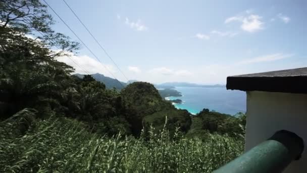 Alto punto di vista dell'isola tropicale — Video Stock
