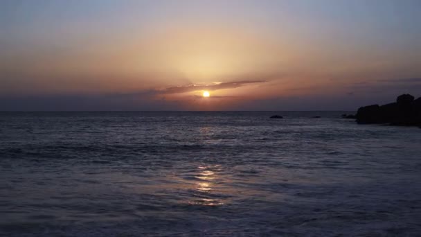 Solnedgång på stranden — Stockvideo