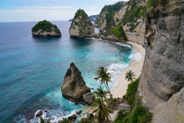 Sahil Suwehan - Nusa Penida, Bali 'deki vahşi, güzel ve uzak yer.                     