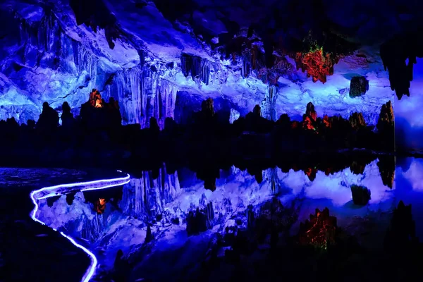 Guilin Çin Deki Muhteşem Reed Flüt Mağarası Stok Resim