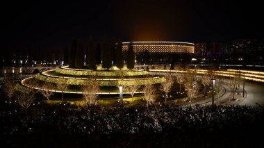 Krasnodar 'daki gece parkı Galitskogo                                                                                             