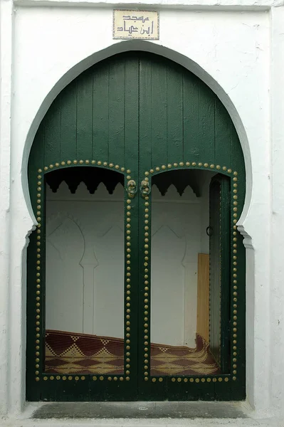 Παραδοσιακή Και Χειροτεχνική Πόρτα Στο Μαρόκο — Φωτογραφία Αρχείου