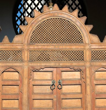 Fas 'ta geleneksel ve sanatsal kapı