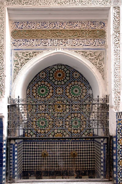 Handcrafted Fountain Morocco — Zdjęcie stockowe