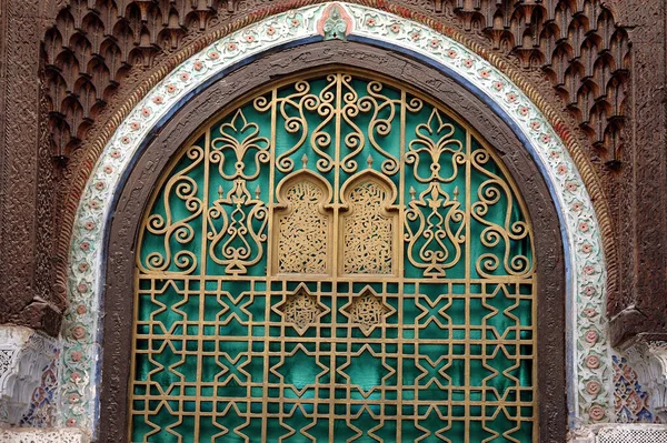 Традиционные Ремесленные Окна Марокко — стоковое фото